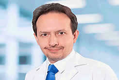 Dr. Carlos Arregui - Quito